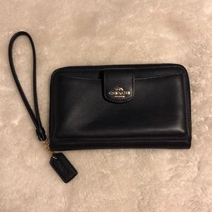 Brand new authentic COACH leather wallet